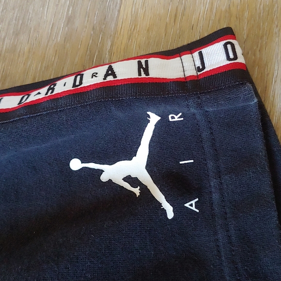 Air Jordan HBR Fleece Basketball Shorts AR2216-010 Size M - Picture 2 of 6